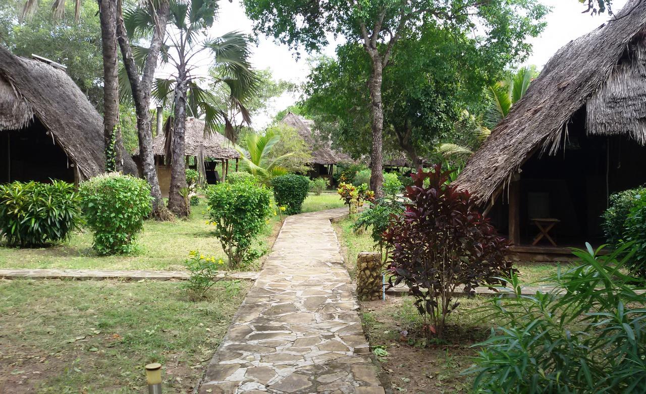 Bahari Pori Resort Pangani Esterno foto