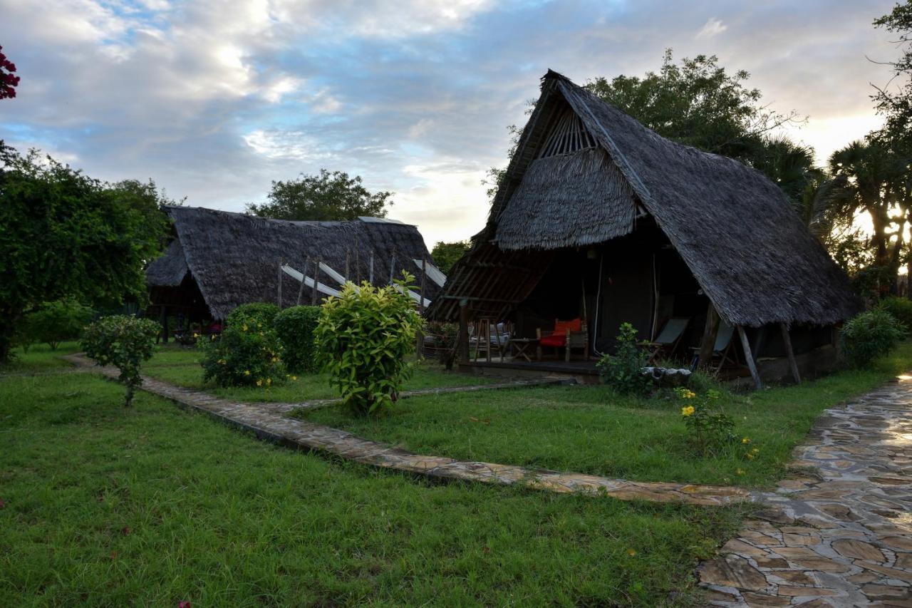 Bahari Pori Resort Pangani Esterno foto